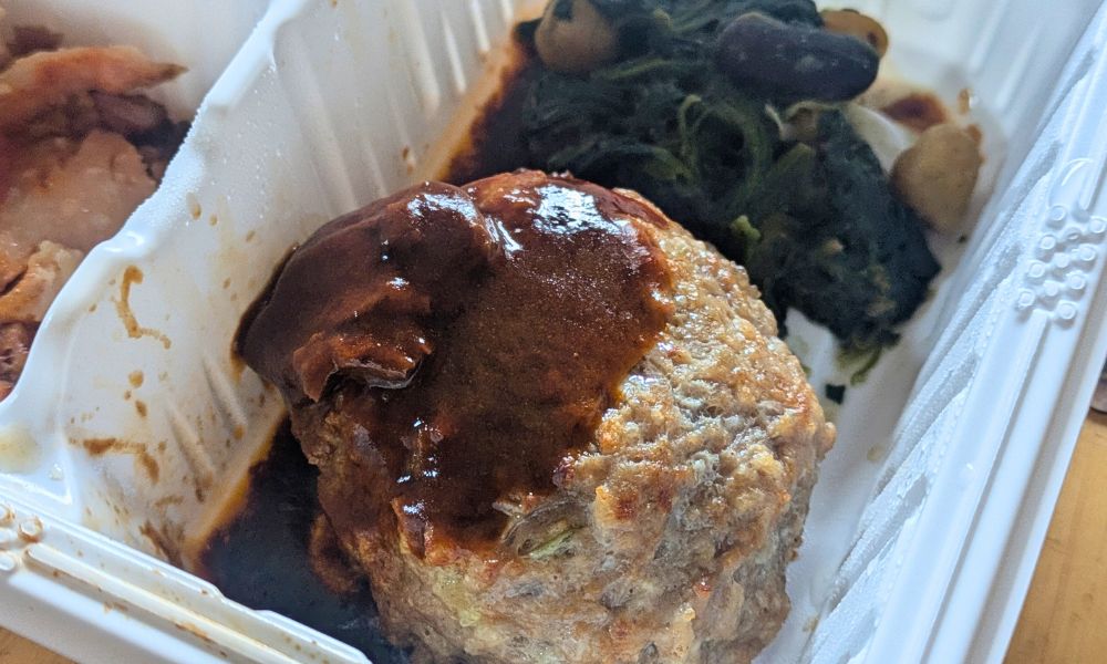 マッスルデリのデミグラスハンバーグ&チキンセット